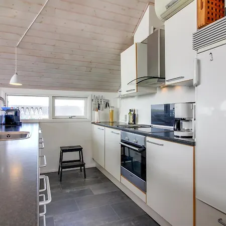 Wifred - 250m From The Sea By Interhome Feriehus