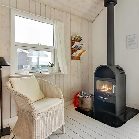 Wifred - 250m From The Sea By Interhome *