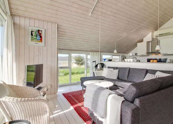 Wifred - 250m From The Sea By Interhome *